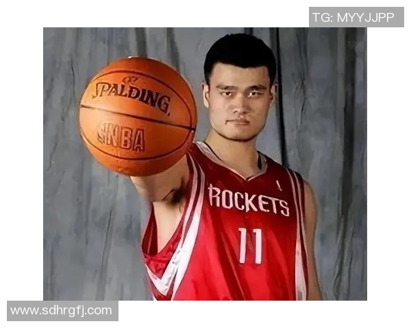 姚明在abc视频中分享篮球生涯故事与成长经历，启发年轻球员追逐梦想