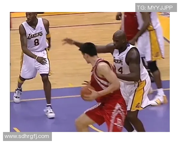 姚明倾情演绎篮球魅力展现体育精神与文化交融的精彩瞬间