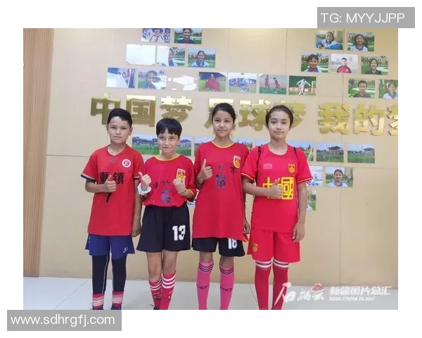 校园足球明星专访揭秘他们的成长故事与梦想追逐之路 校园足球明星专访揭秘他们的成长故事与梦想追逐之路