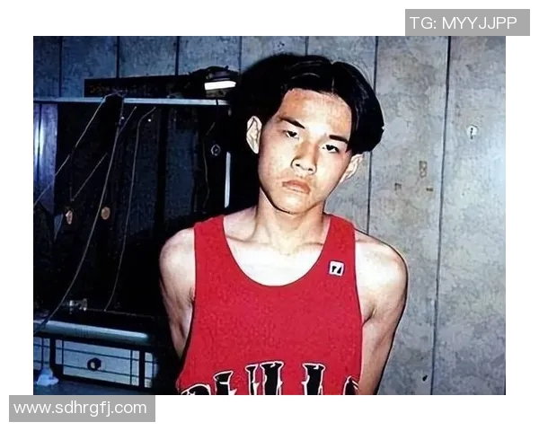 周杰伦与偶像足球明星的跨界合作与激情碰撞探索