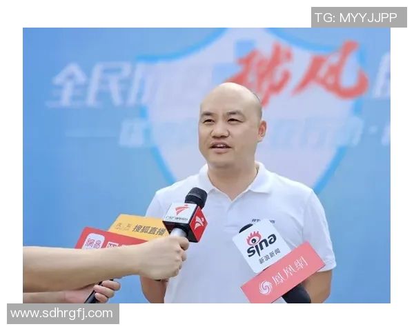 足球明星慷慨解囊全额捐赠工资助力慈善事业传递爱心与希望 足球明星慷慨解囊全额捐赠工资助力慈善事业传递爱心与希望