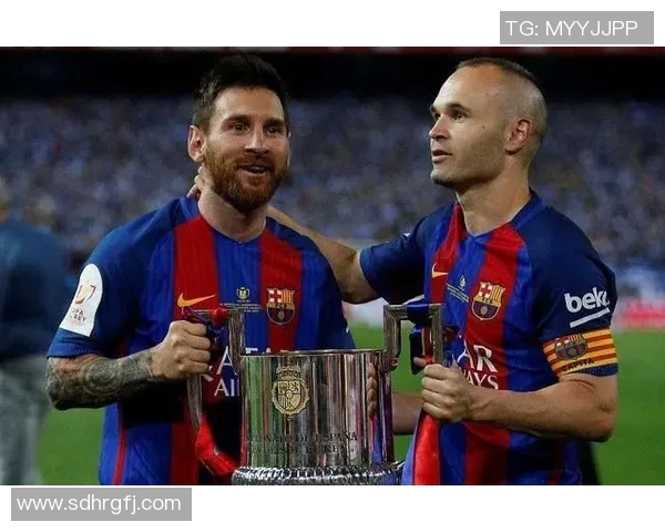 足球明星韦博的生平成就与精彩瞬间全景介绍