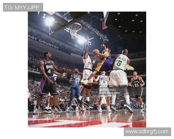 七位篮球巨星齐聚一堂精彩聚会视频回顾与幕后花絮分享