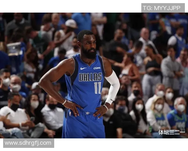 篮球明星张扬的传奇之路与他对年轻球员的影响力分析